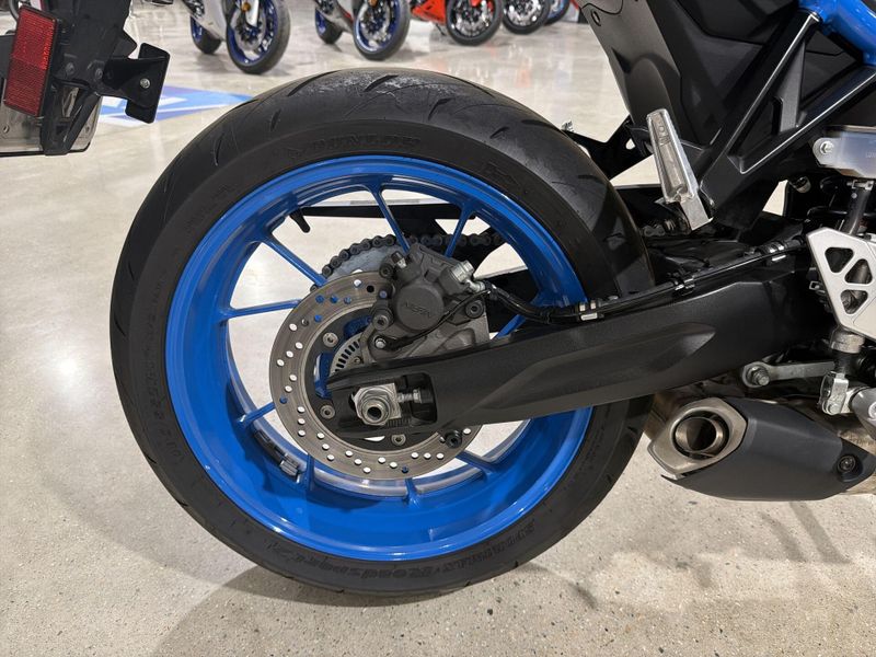 Used 2023 Suzuki GSX-8S  in a WHITE exterior color. Victorville Del Amo Motorsports 760-241-7387 delamomotorsportsofvictorville.com 