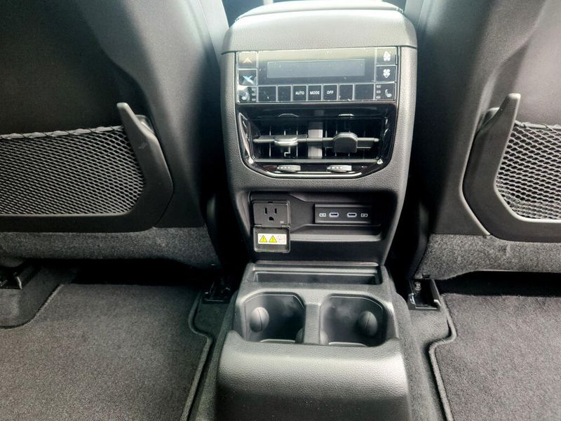 New 2027 Jeep Grand Cherokee Limited Reserve