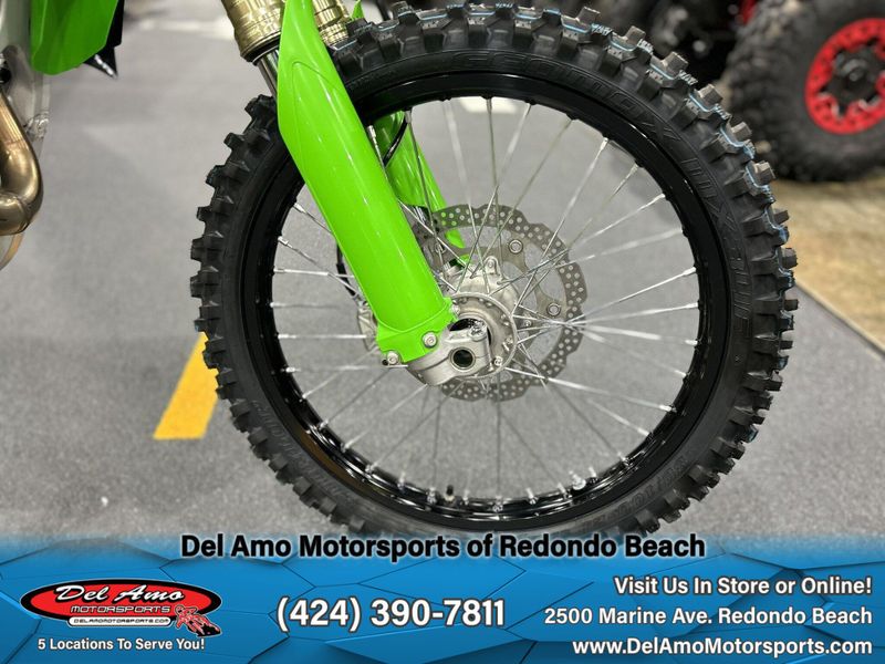 New 2025 Kawasaki KX 450 Image 13
