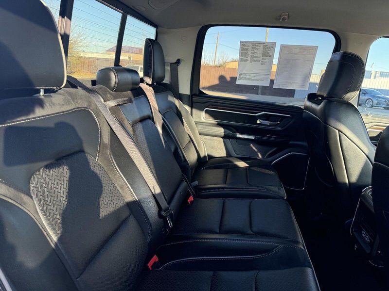 2022 RAM 1500 LaramieImage 12