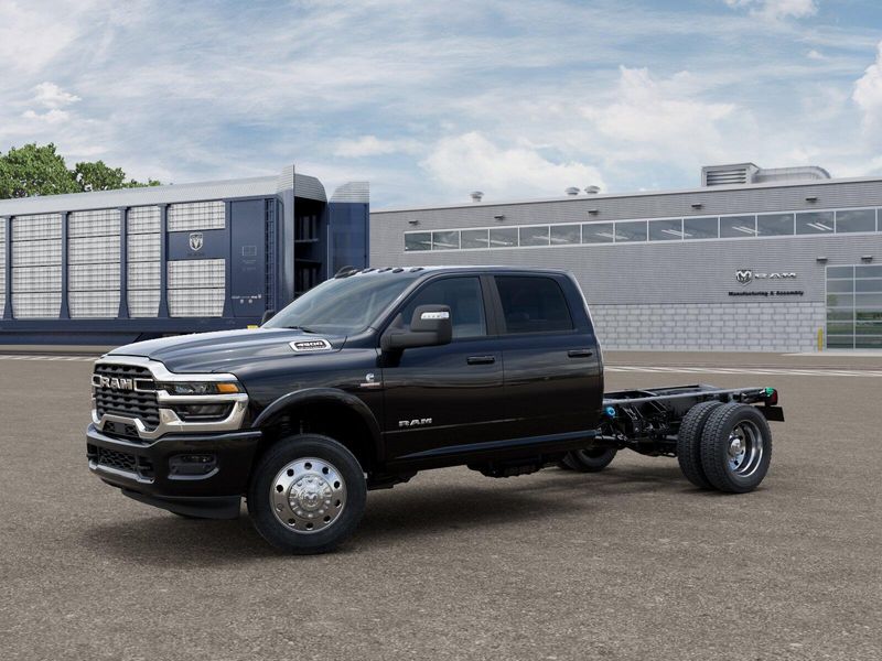 New 2026 RAM 4500 Big Horn Chassis Crew Cab 4x4 60