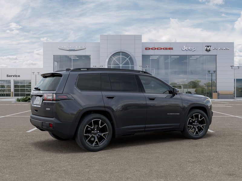 New 2026 Jeep Cherokee Overland 4x4Image 4