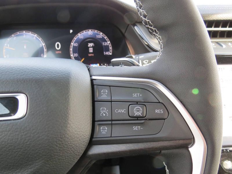 New 2026 Jeep Grand Cherokee Limited 4x4Image 13