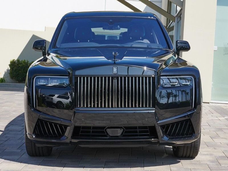 2025 Rolls-Royce Cullinan Image 6