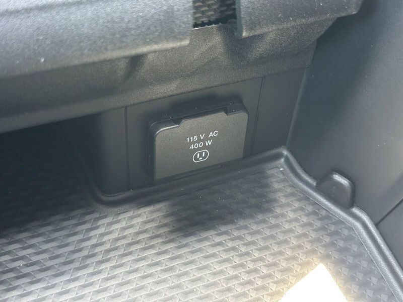 2025 RAM 1500 Big HornImage 27