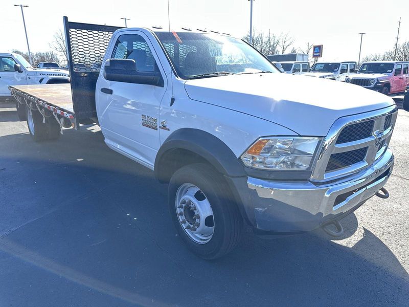 2018 RAM 5500 Chassis TradesmanImage 3