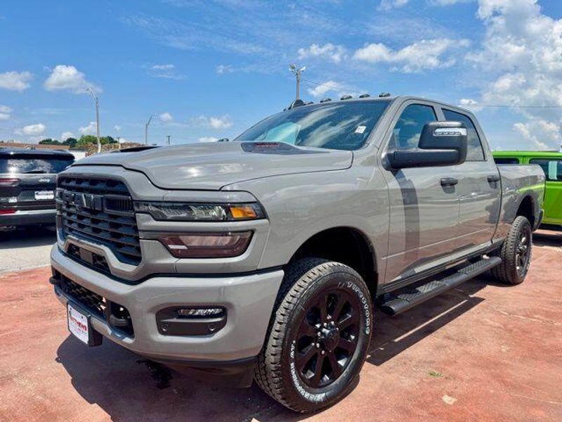 New 2026 RAM 2500 Black Express Crew Cab 4x4 6