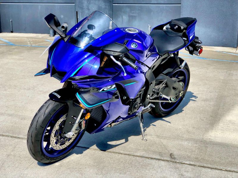New 2026 Yamaha YZF-R1 Image 13