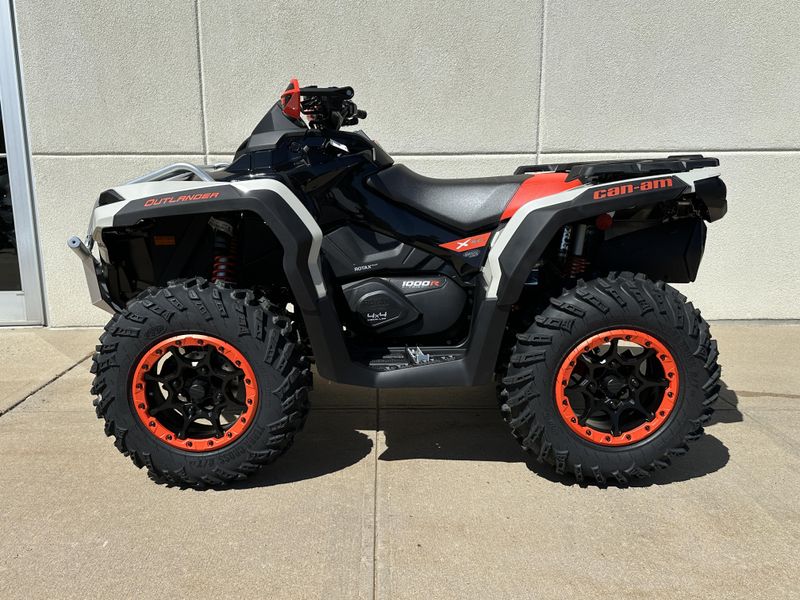 2024 Can-Am OUTLANDER XXC 1000R in a CHALK GREY / RED exterior color. Cross Country Powersports 732-491-2900 crosscountrypowersports.com 