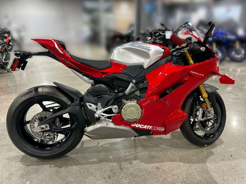 New 2026 Ducati PANIGALE V4 R Image 14