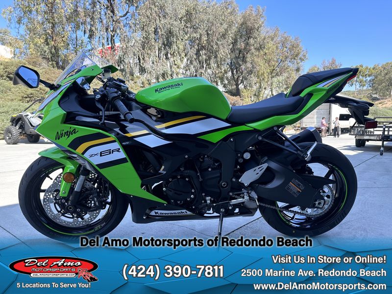 2025 Kawasaki NINJA ZX-6R ABS KRT EDITIONImage 10