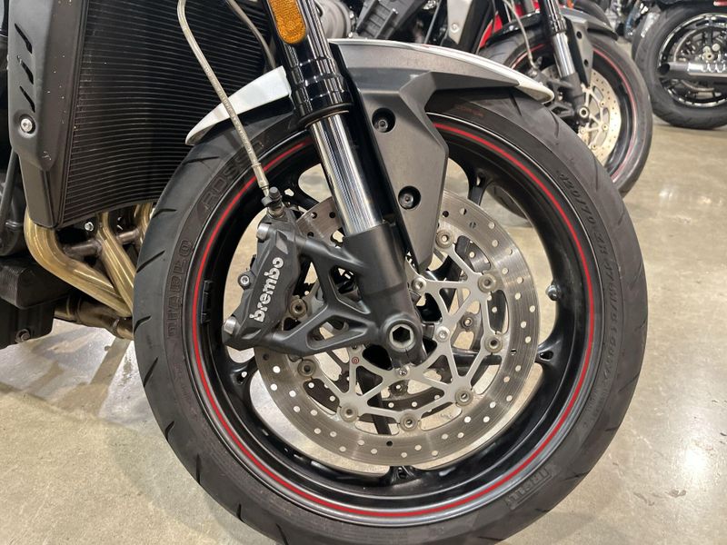 Used 2018 Triumph Street Triple R Image 20