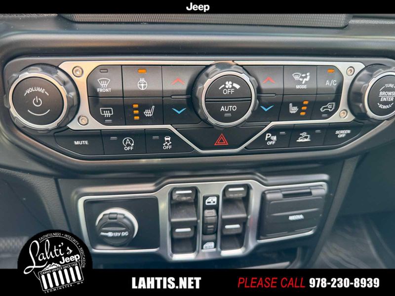 2021 Jeep Wrangler Unlimited Sport S photo 17