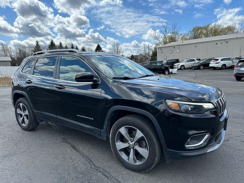 2019 Jeep Cherokee LimitedImage 1