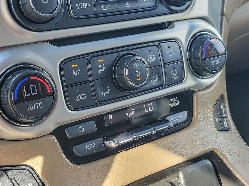 2018 Gmc Yukon SLT photo 16