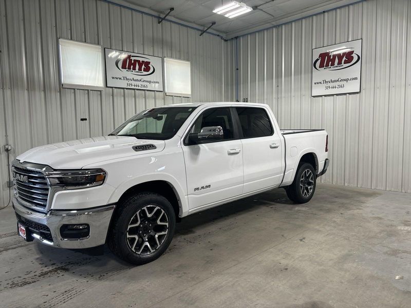 2025 RAM 1500 Laramie Crew Cab 4x4 5