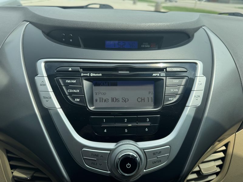 Used 2011 Hyundai Elantra GLS PZEVImage 17