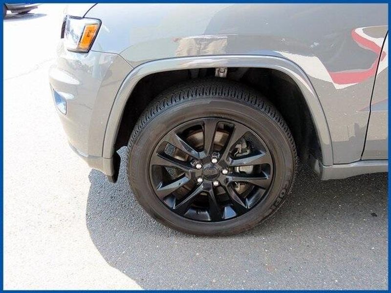 2022 Jeep Grand Cherokee WK Laredo XImage 4