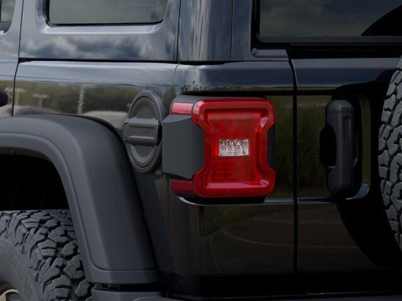 New 2026 Jeep Wrangler 4-door RubiconImage 9