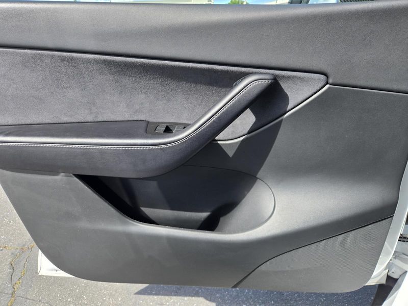 Used 2022 Tesla Model Y Performance AWD