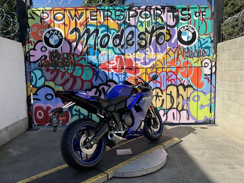 New 2026 Yamaha YZF-R7 Image 5