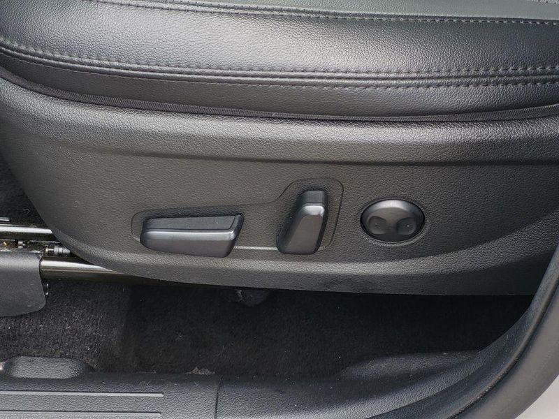 2023 Hyundai Santa Fe SELImage 31