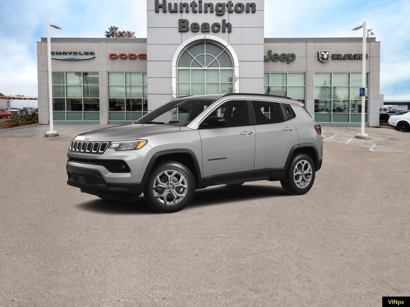 2025 Jeep Compass Latitude 4x4Image 2