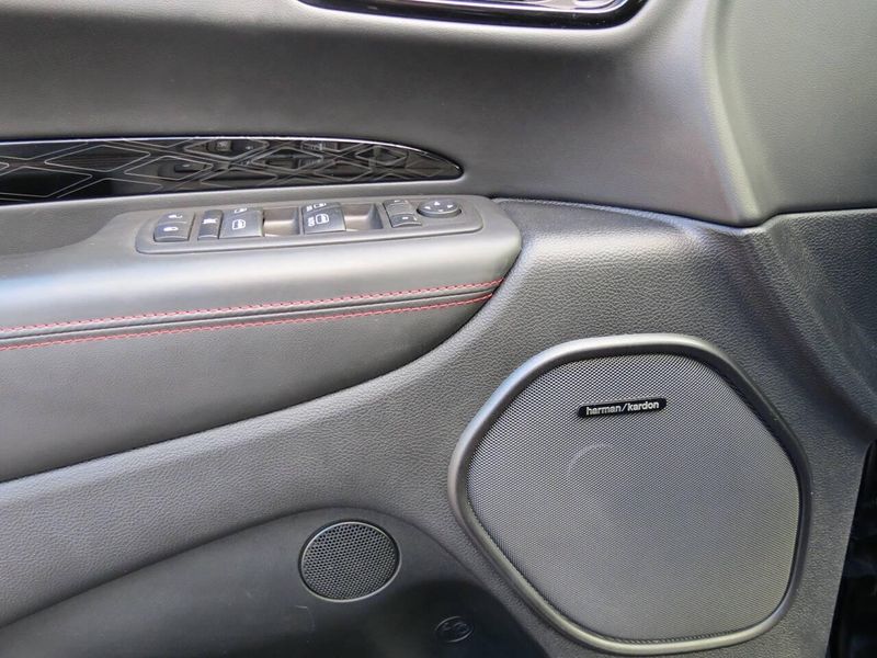 Used 2025 Dodge Durango GT Plus AWD 4dr SUVImage 11