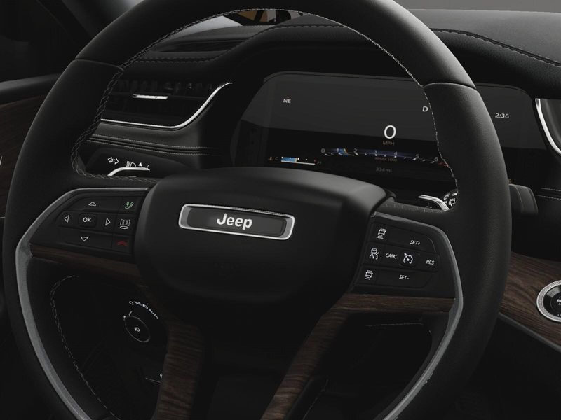 2025 Jeep Grand Cherokee Limited photo 18