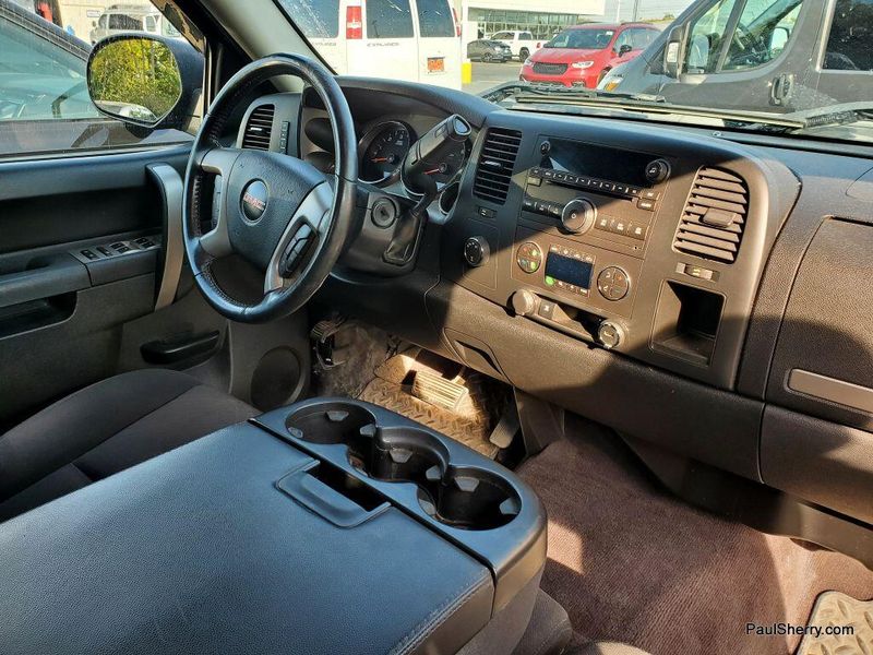 2011 Gmc Sierra 1500 SLE photo 6