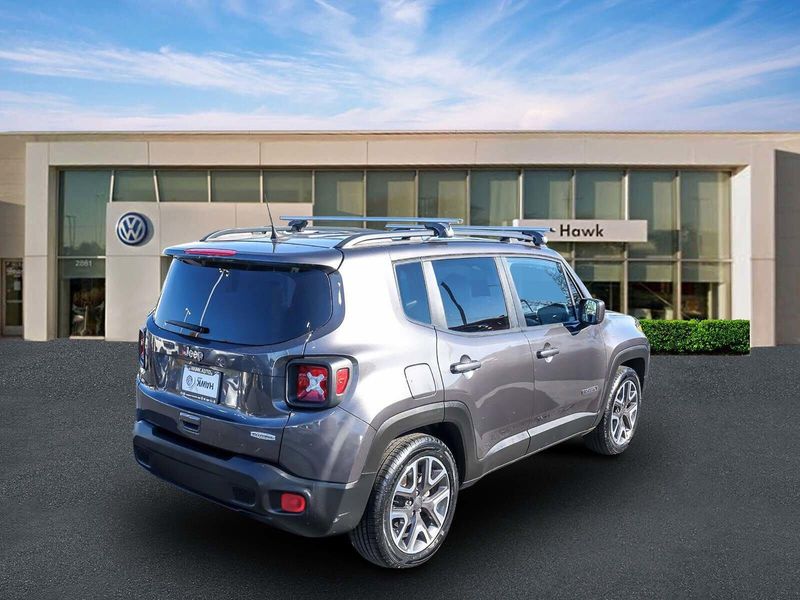 2018 Jeep Renegade Latitude North Edition photo 2