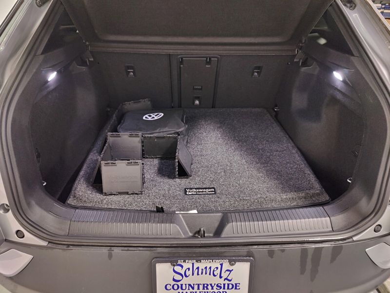 Used 2023 Volkswagen ID.4 Pro S AWD Long Range w/Glass RoofImage 14