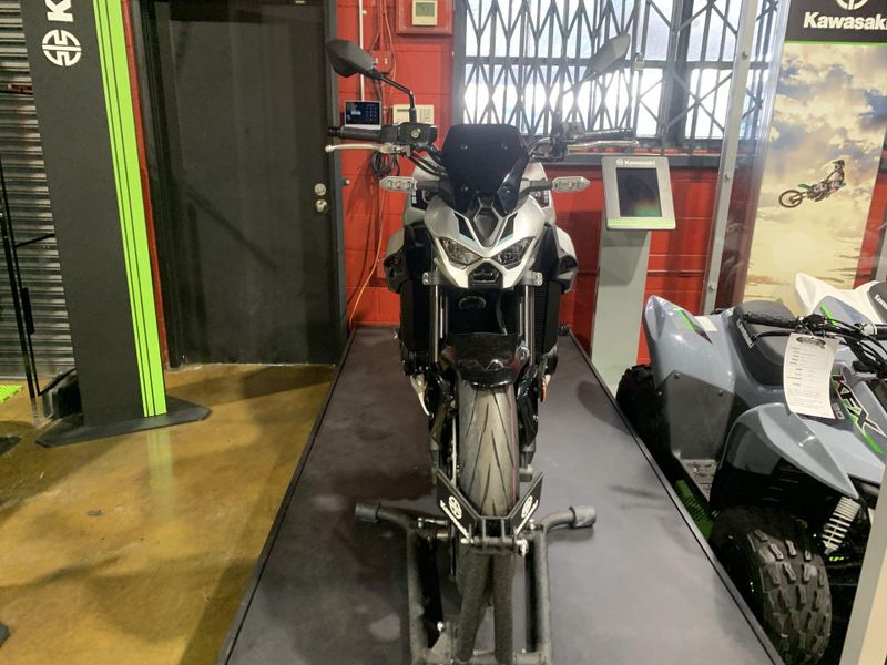 New 2025 Kawasaki Z900 ABS Image 3