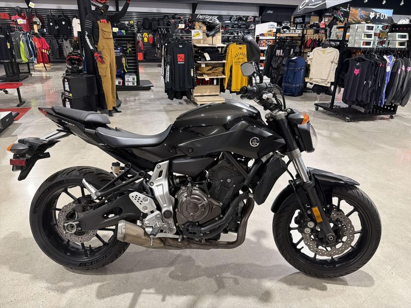 Used 2016 Yamaha FZ-07 Image 10