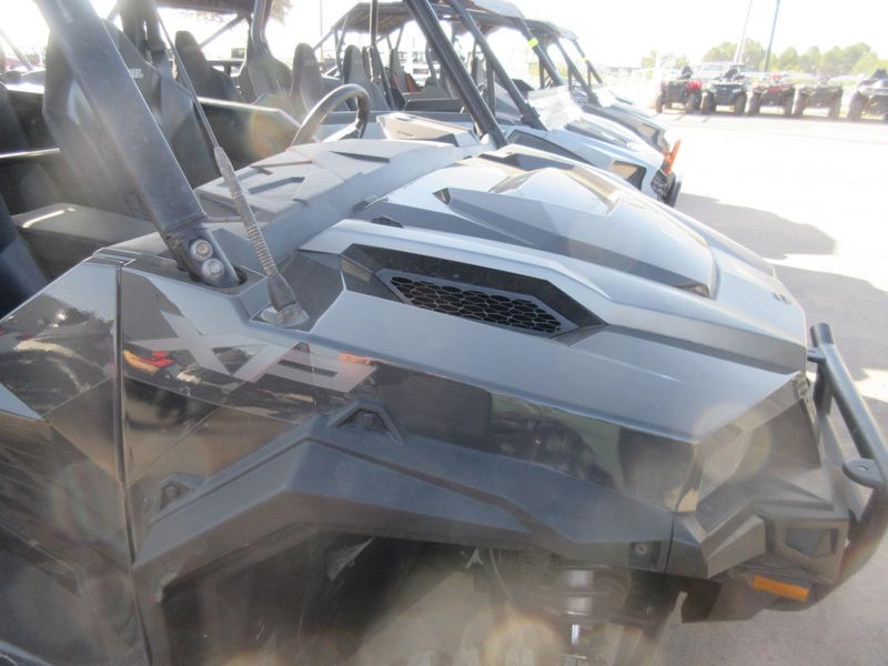 USED 2025 POLARIS GENERAL XP 4 1000 ULTIMATE Image 4