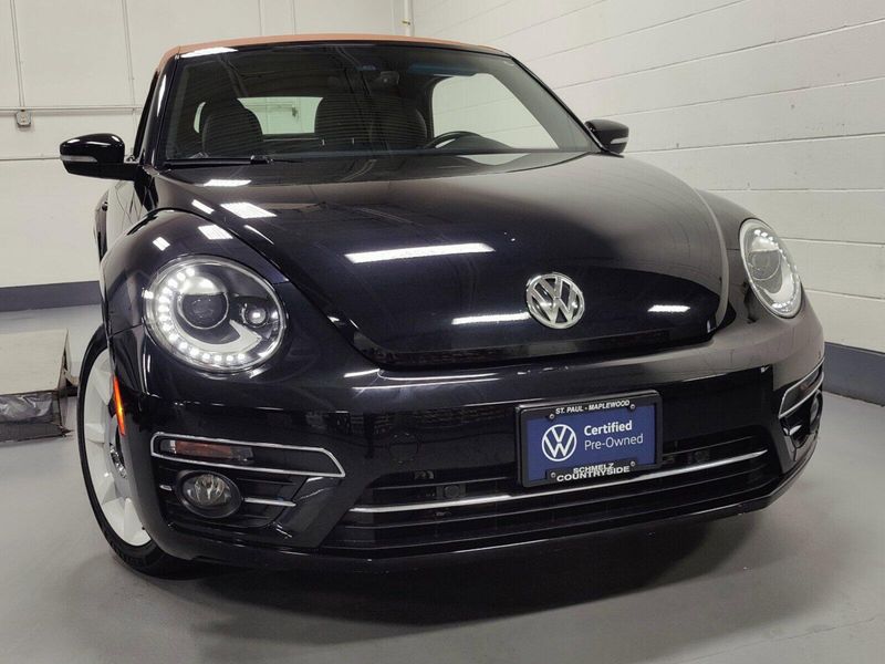 2019 Volkswagen Beetle Convertible Final Edition SELImage 4