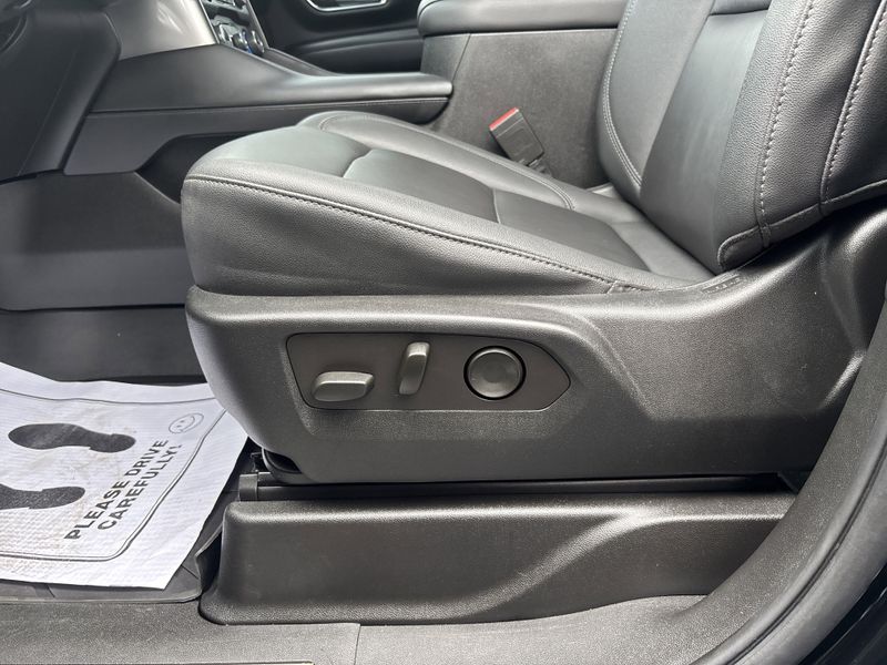 Used 2022 Chevrolet Suburban Z71Image 28