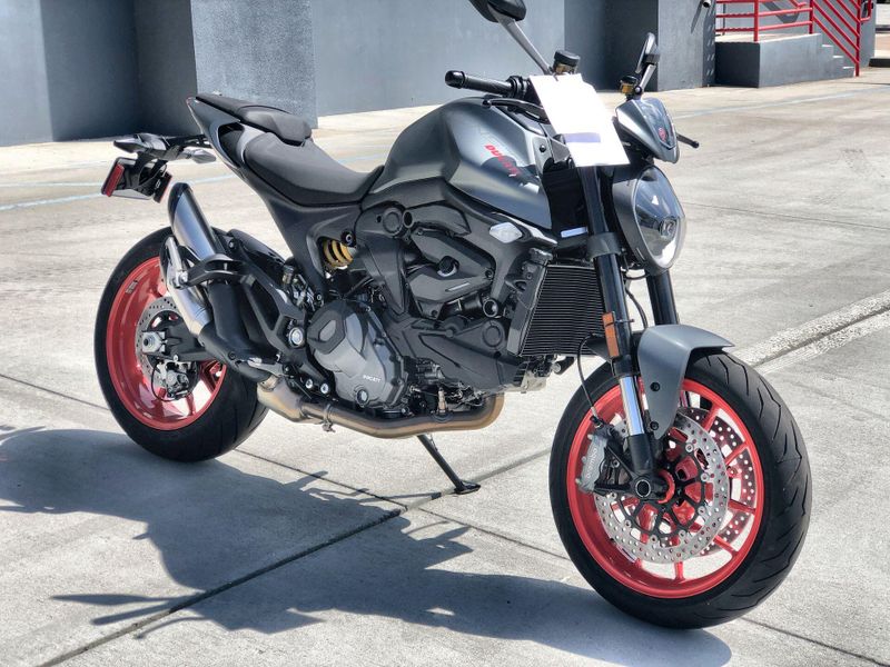 New 2026 Ducati MONSTER 937+ Image 11