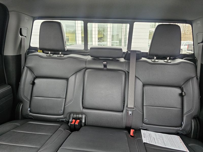 Used 2025 Chevrolet Silverado 1500 RSTImage 21