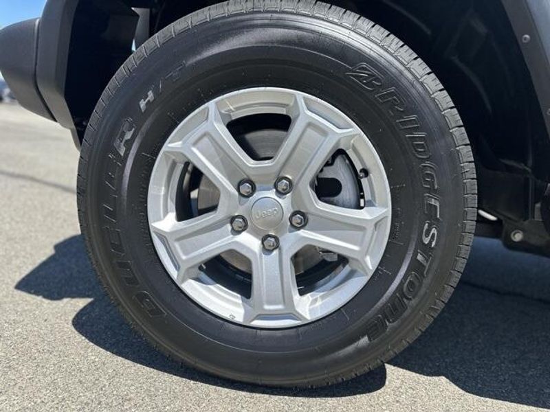 Used 2021 Jeep Wrangler Sport SImage 13