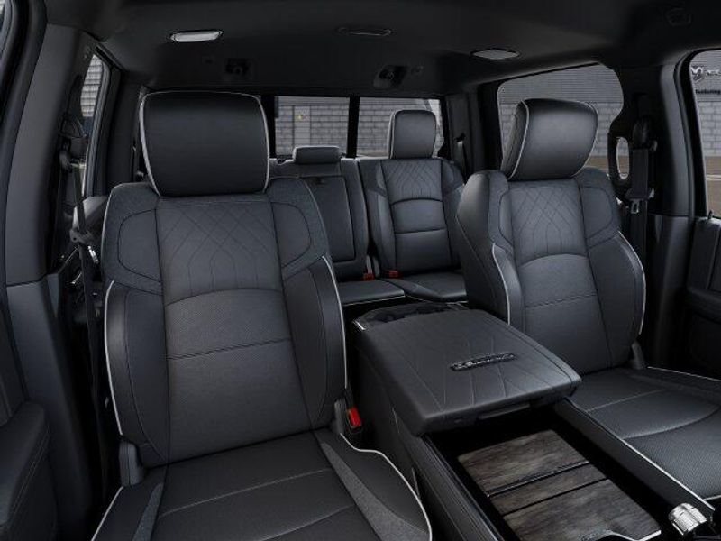 New 2027 RAM 2500 Limited Crew Cab 4x4 6