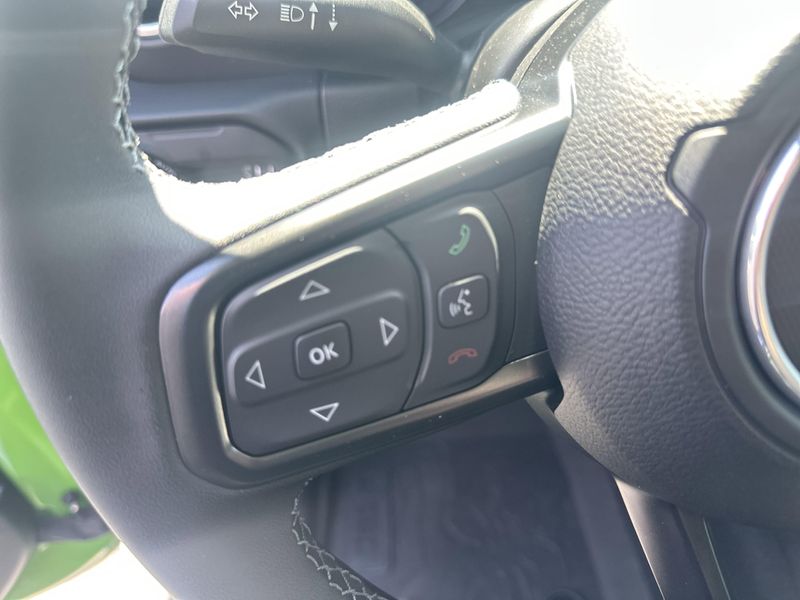 2025 Jeep Gladiator Sport S 4x4Image 23