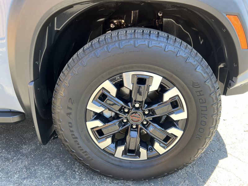 Used 2024 Nissan Frontier PRO-4XImage 28
