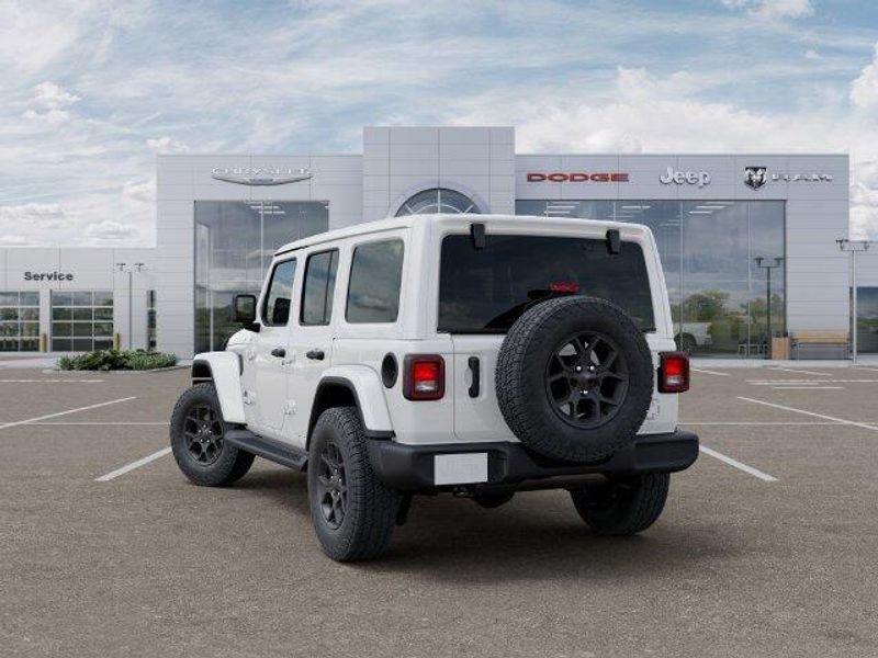 New 2026 Jeep Wrangler 4-door California EditionImage 3