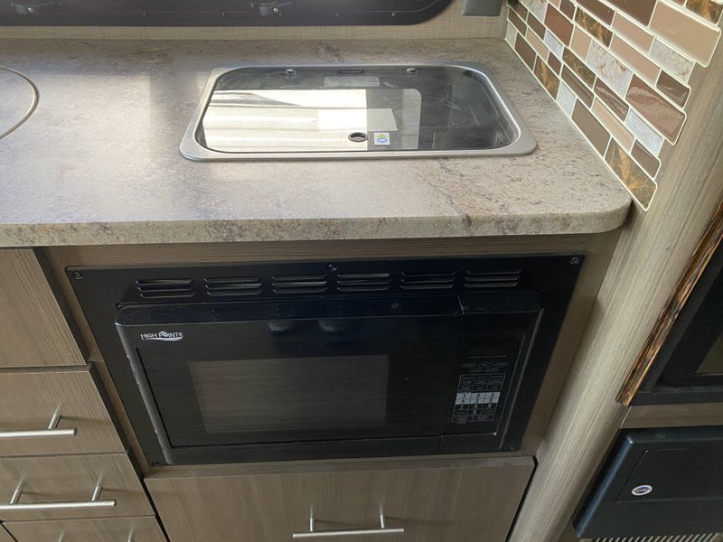 2018 THOR VEGAS 24.1 Image 12