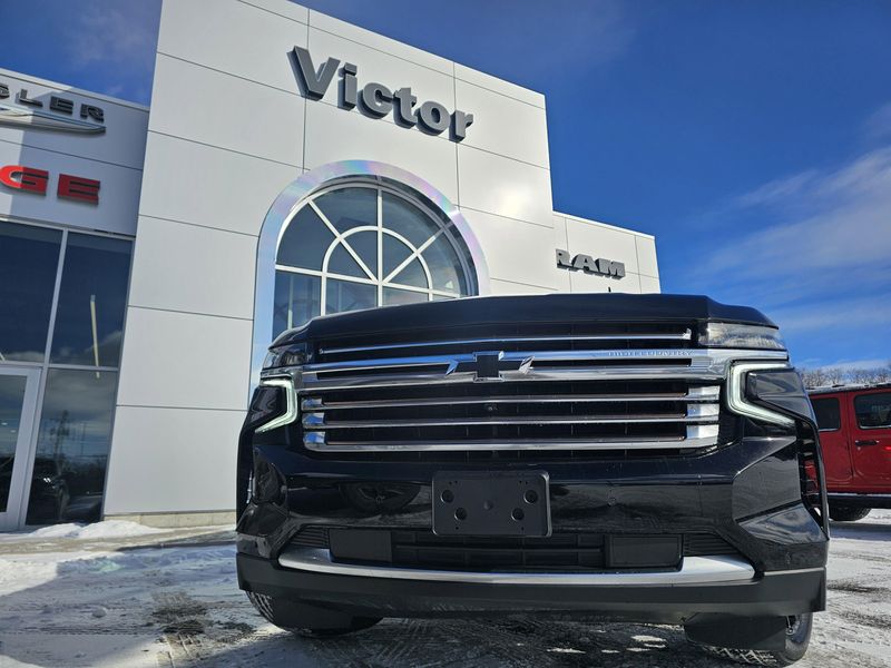 Used 2024 Chevrolet Suburban High CountryImage 2