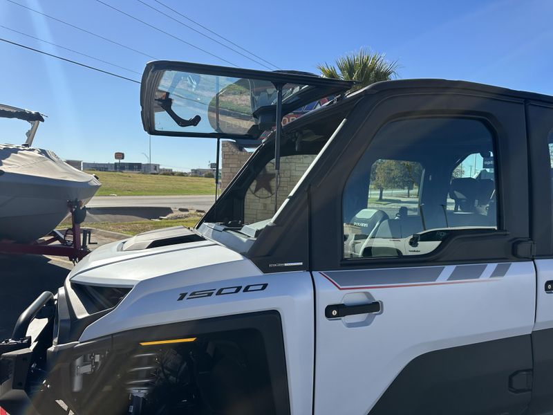 2025 Polaris RANGER CREW XD 1500 NORTHSTAR EDITION ULTIMATE GHOST WHITE METALLIC SMOKEImage 15