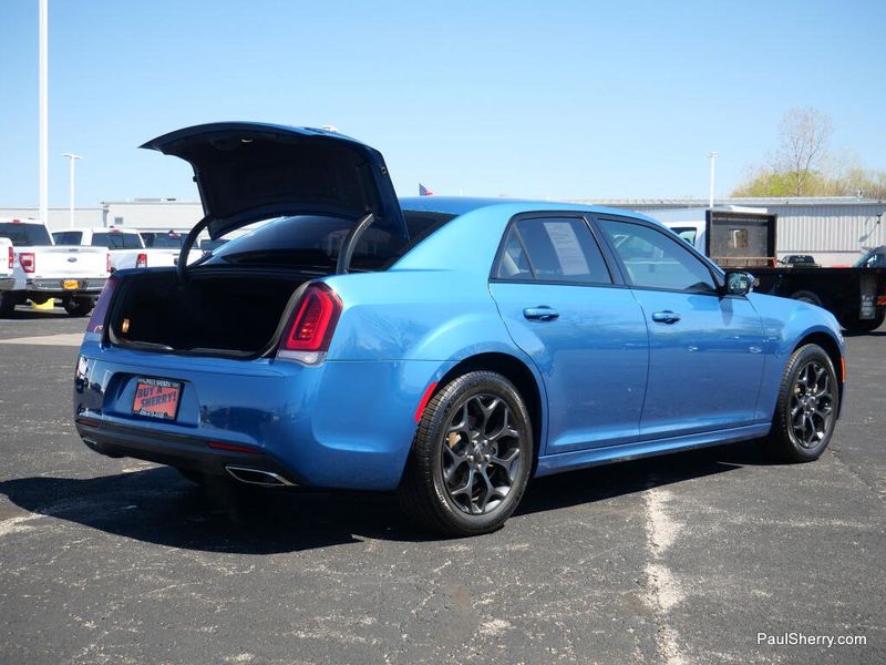 Used 2023 Chrysler 300 Touring L