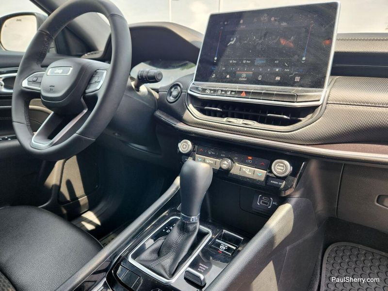 2023 Jeep Compass AltitudeImage 29