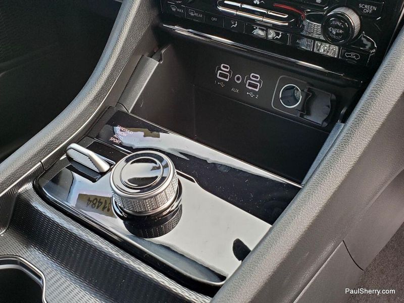 2025 Jeep Grand Cherokee Limited photo 20